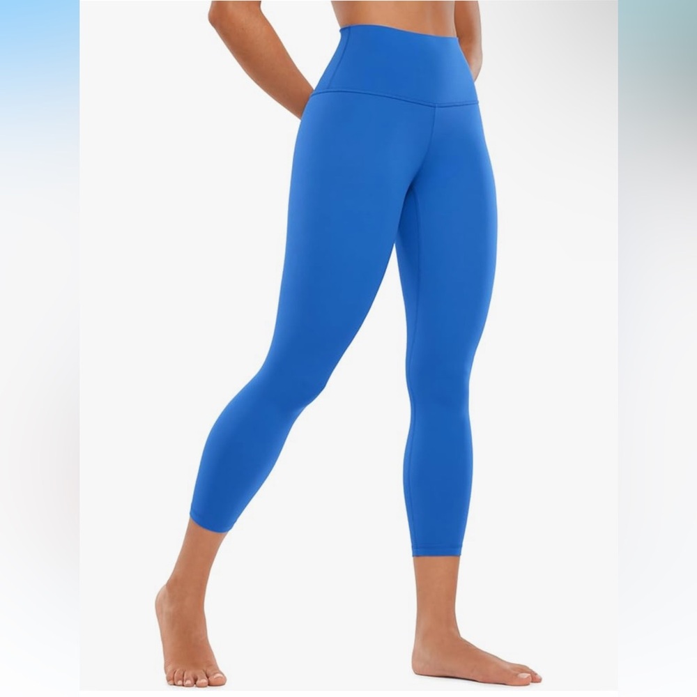 NWT CRZ YOGA Butterluxe High Waisted Capri 23” Workout Leggings
